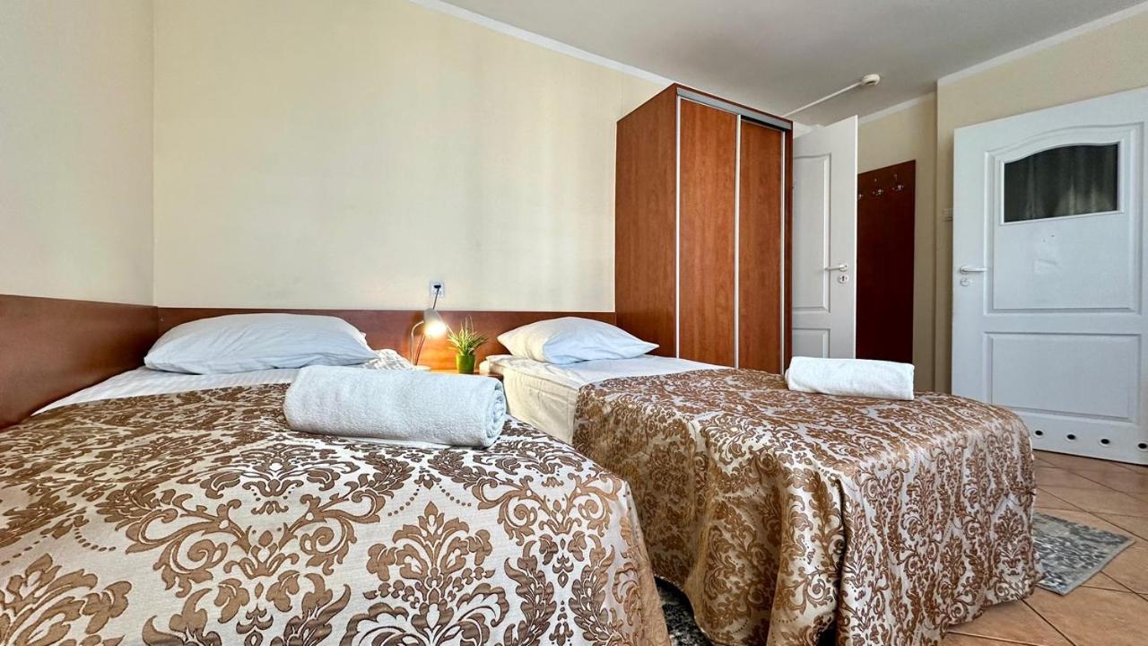 Hotel Turystyczny *